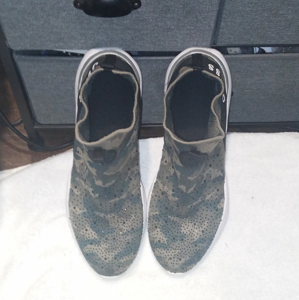 Women's Guess Shoes